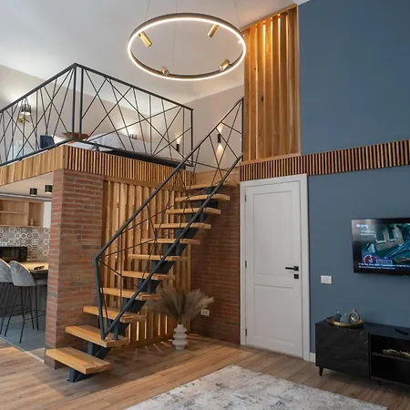 A&T Ultracentral Luxury Loft Braşov Esterno foto